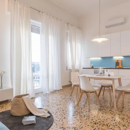 Palazzo Spada - Con Balcone Vista Fiume In Centro Apartmán Codigoro